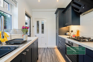 Photo 16- click for photo gallery